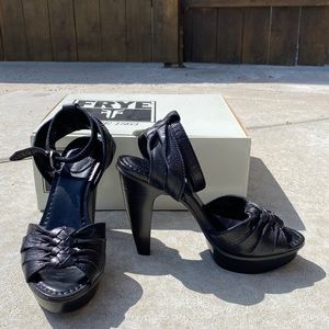 FRYE Samara Teisted Black